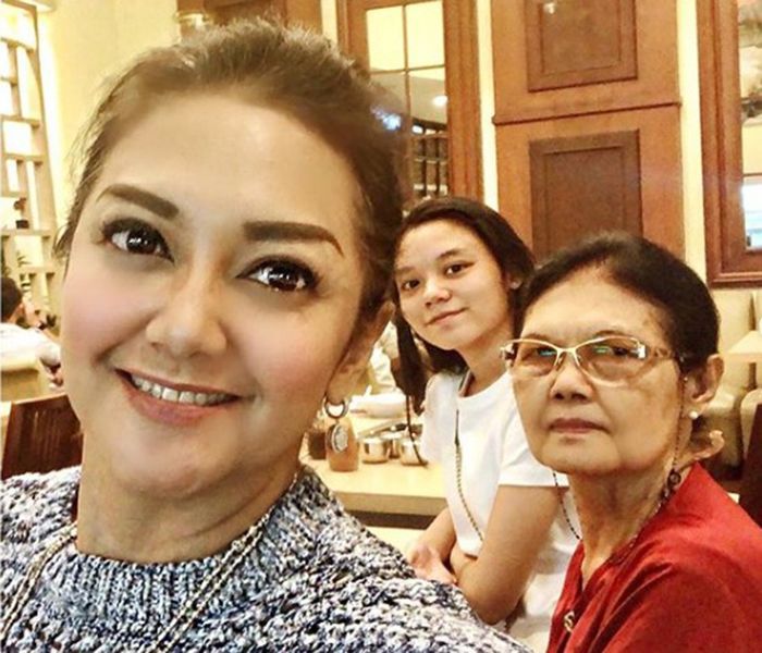 Keputusannya Mualaf Sempat Ditentang, Bella Saphira Dikirim Takjil Oleh Ibunda Meski Kini Beda Keyakinan