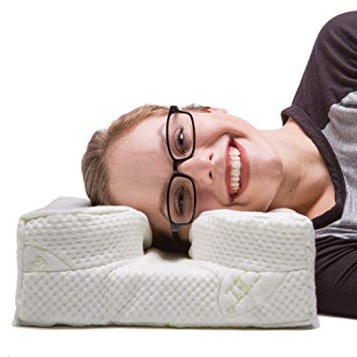 bantal kacamata