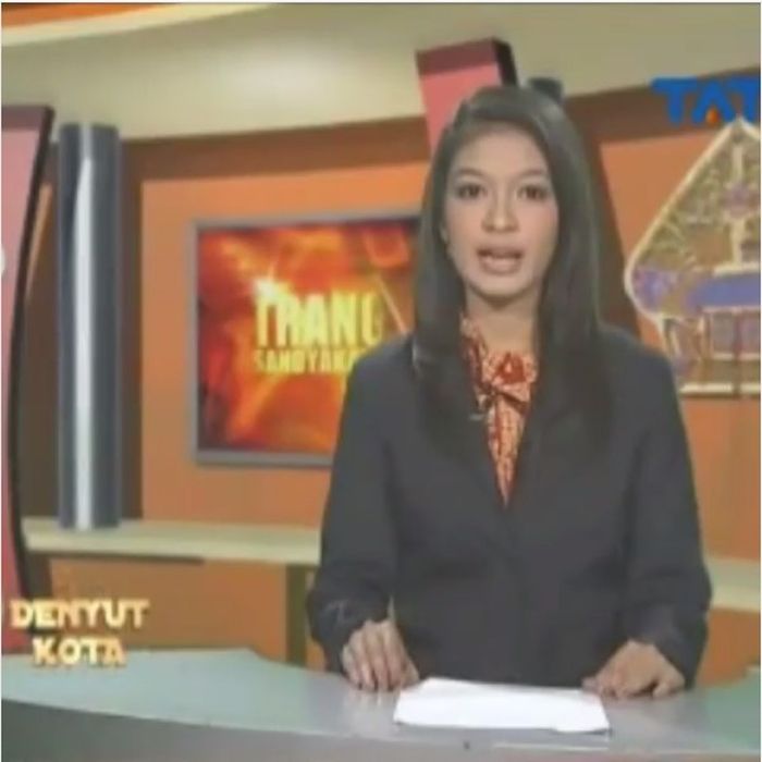 Selvi Ananda jadi pembawa berita