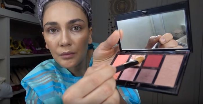Warganet memberikan beragam komentar pada video tutorial makeup <a href='https://pontianak.tribunnews.com/tag/luna-maya' title='Luna Maya'>Luna Maya</a>