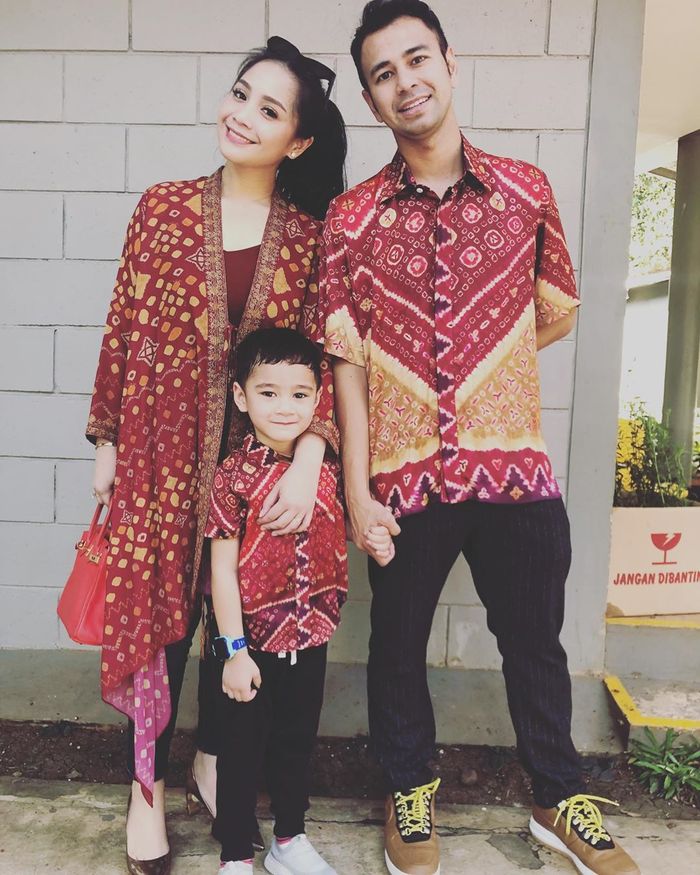 Batik untuk baju lebaran