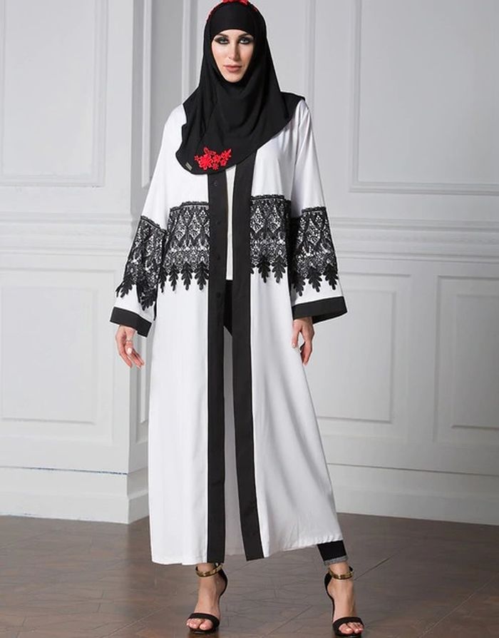 Inspirasi Baju Lebaran 2019, Outer Abaya Turki yang Bikin Tampil ...