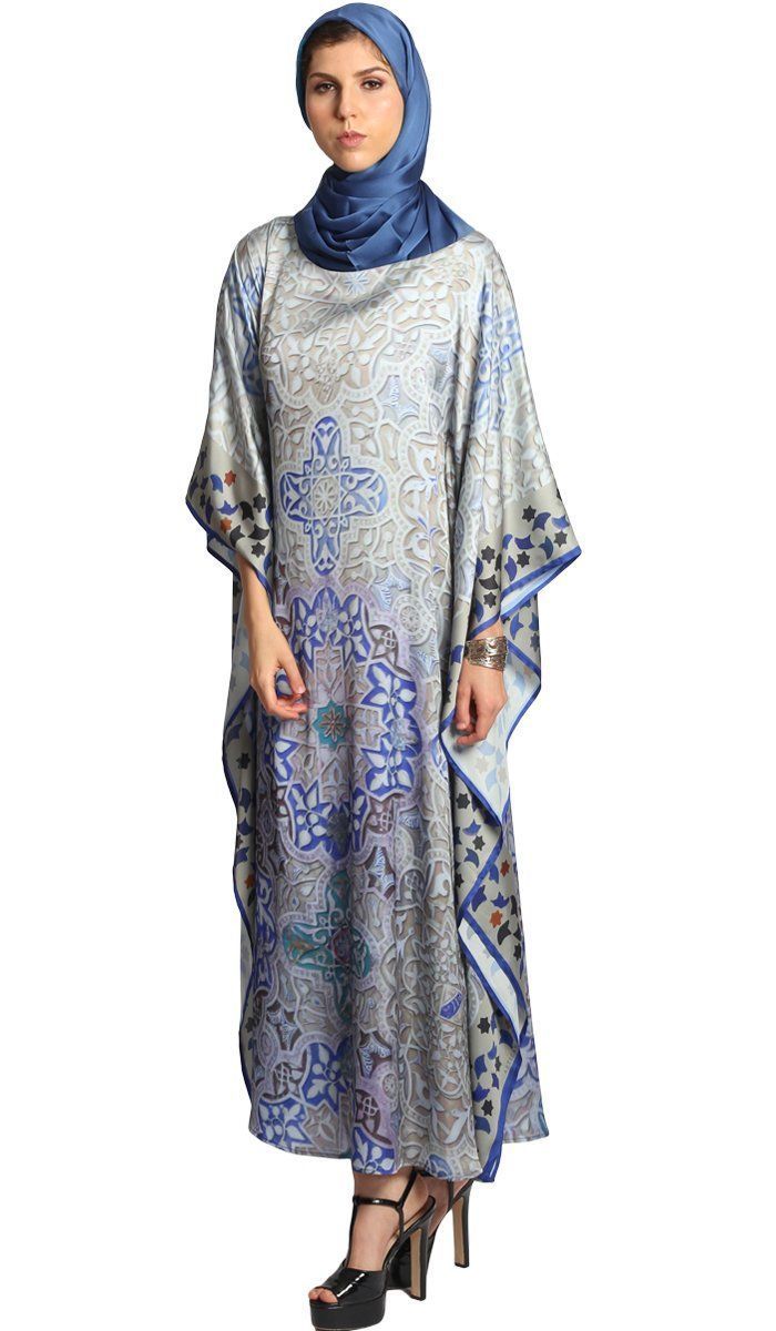 Sekilas Mirip, Ternyata ini Bedanya Kaftan, Abaya dan Gamis yang Wajib Kamu Tahu! - Kaftan