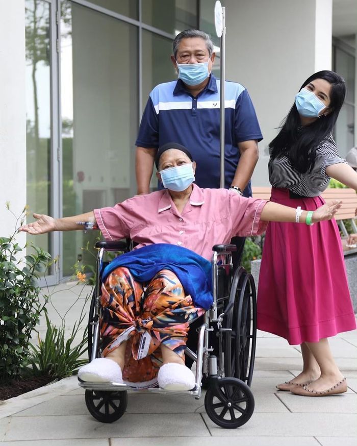 SBY, Annisa Pohan, dan Ibu Ani