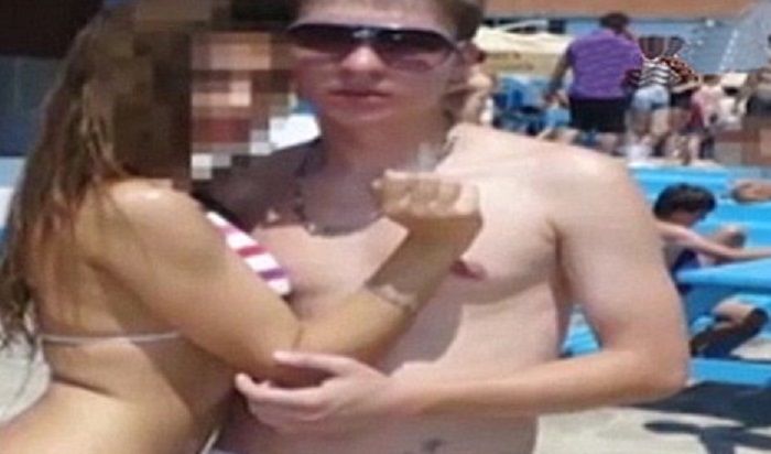 Daniel Decu dan salah satu pacarnya