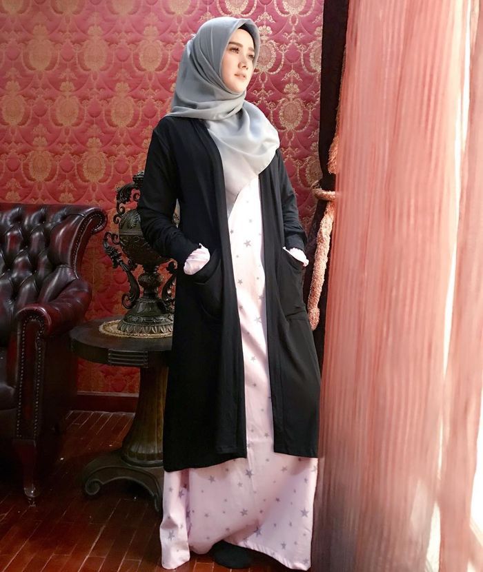 Gaya hijab Mulan Jameela