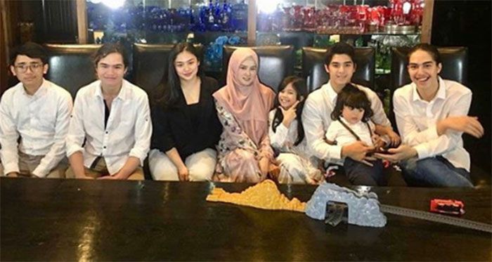 Tak Bersama Mulan Jameela, Al, El, Dul Lebih Pilih Rayakan Lebaran Bersama Maia Estianty Dengan Makanan yang Super Mewah
