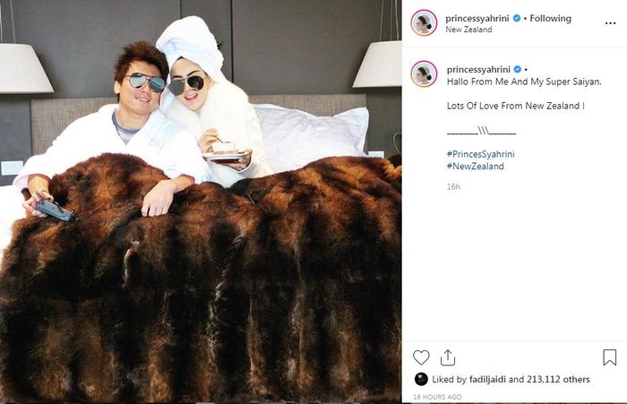 Honeymoon di Selandia Baru, Syahrini dan Reino Nikmati Duduk Diatas Selimut Berbulu Tebal, Sambil Minum Kopi