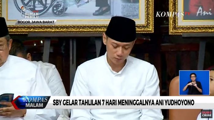 AHY tertunduk pilu saat baca doa.