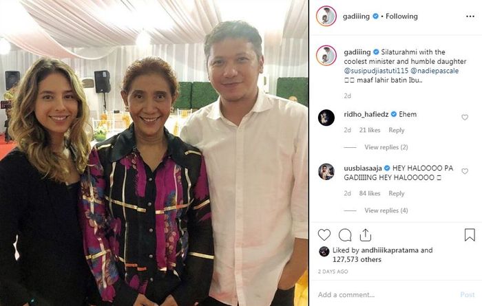Gading Marten foto bersama menteri Susi Pudjiastuti dan putri cantiknya.