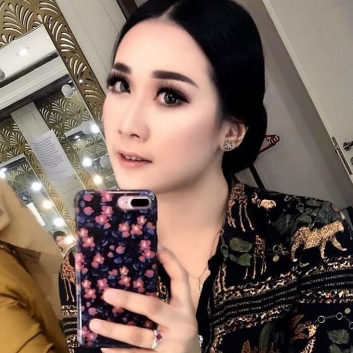Dikabarkan Sudah Menjadi Istri Ahok, Tampilan Bripda Puput Jadi Sorotan, Cantik Bikin Pangling!