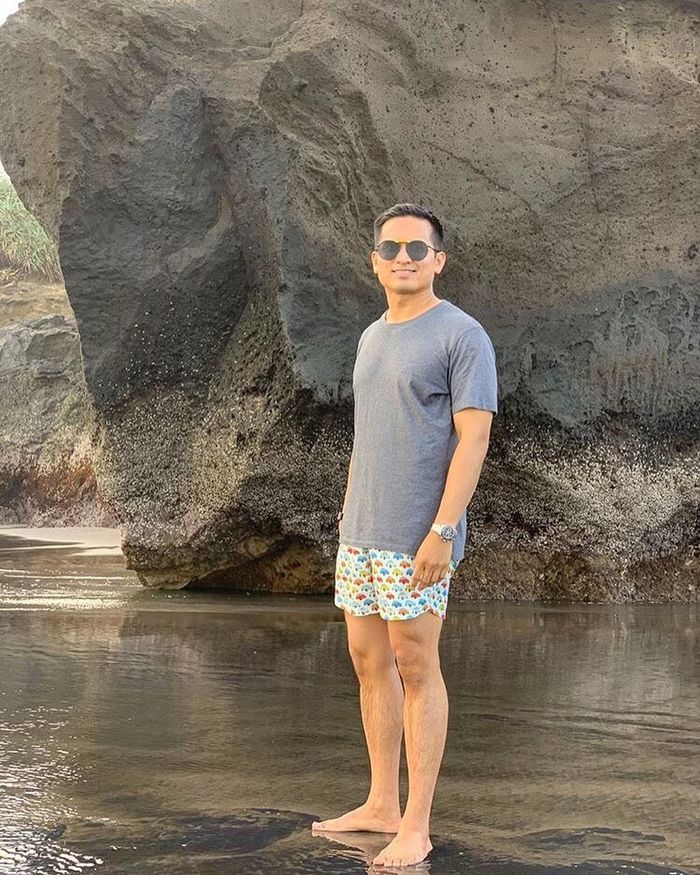 Foto Faisal Nasimuddin yang diambil oleh Luna Maya
