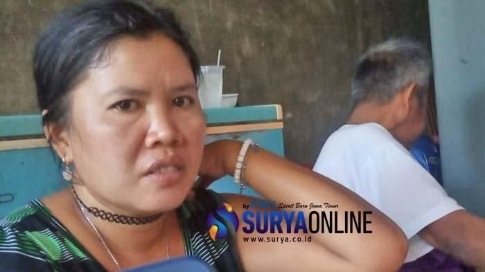 Marmila, penjual rujak cingur Bu Mella