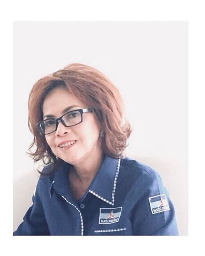 Ibunda Fadel Islami adalah seorang mantan anggota DPRD Sulawesi Selatan (Instagram/fadelislami_)