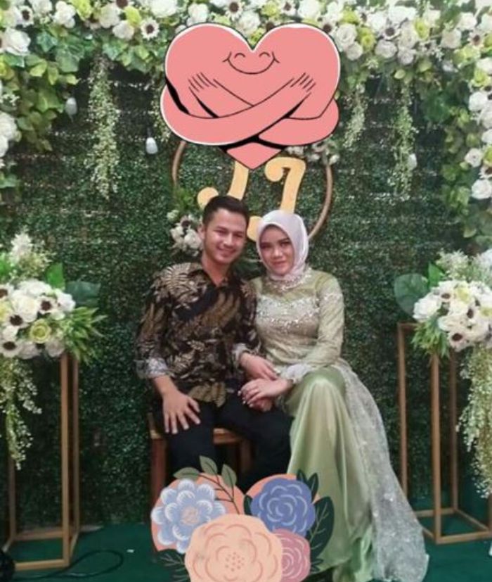 Iin Ariska Syahrir dan calon suaminya