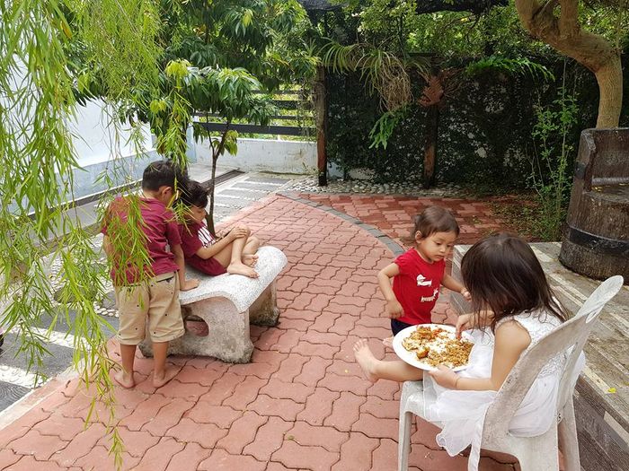 Empat anak Nieyssa yang sudah beranjak besar