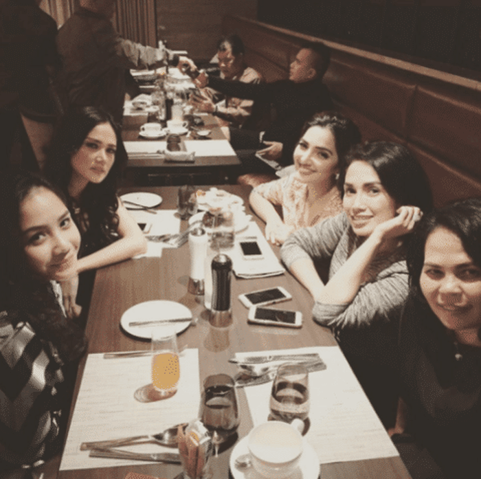 Nagita Slavina dan Mulan Jameela