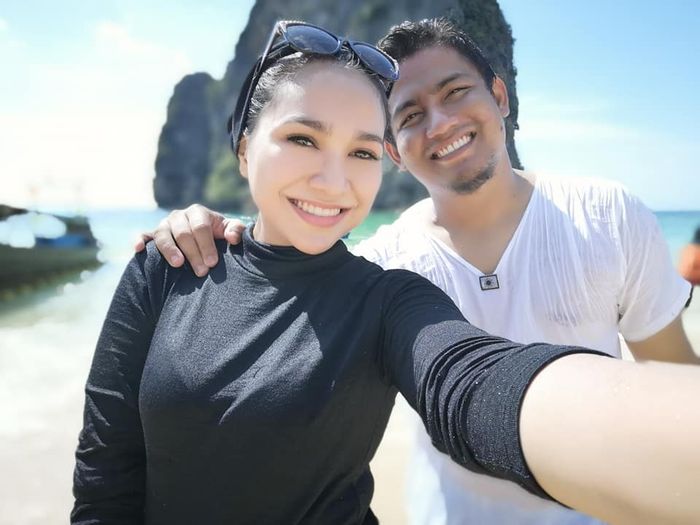 Nieyssa dan suami