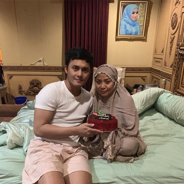 Kondisi kamar utama rumah mewah Muzdalifah dan Fadel Islami yang sukses bikin miris publik.