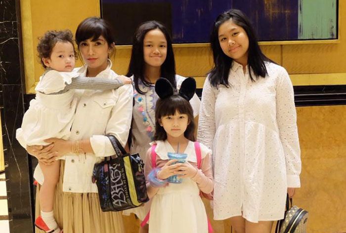Memiliki anak perempuan memang menjadi impian Ussy