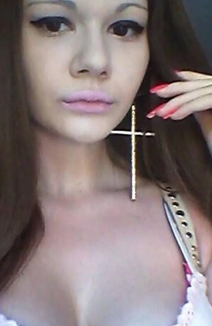 Wajah asli Andrea Ivanova