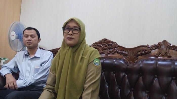 Amelia Fitriani, Oknum PNS viral 