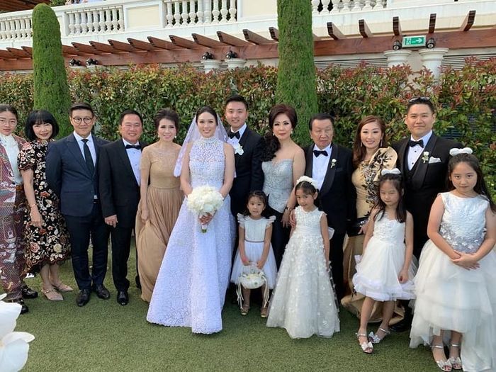 Potret pernikahan Amanda Winarko dan Kelvin Sebastian bersama keluarga di Monaco
