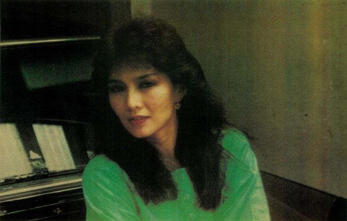 Eva Arnaz