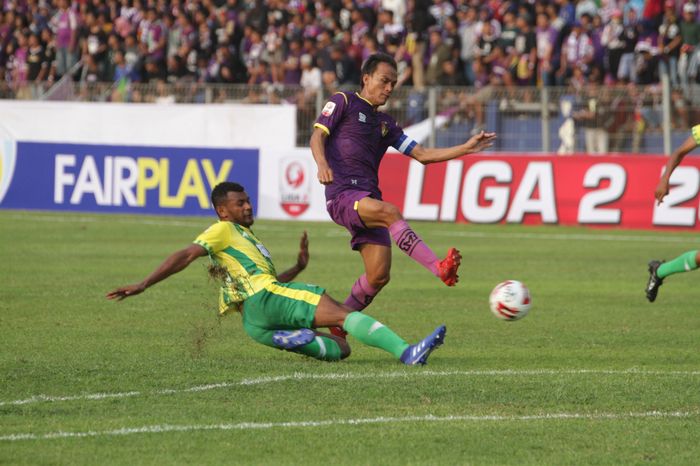 Duel Persik Kediri Vs PSBS Biak pada partai pembuka Liga 2 2019 di Stadion Brawijaya, Kediri, Sabtu (22/6/2019).