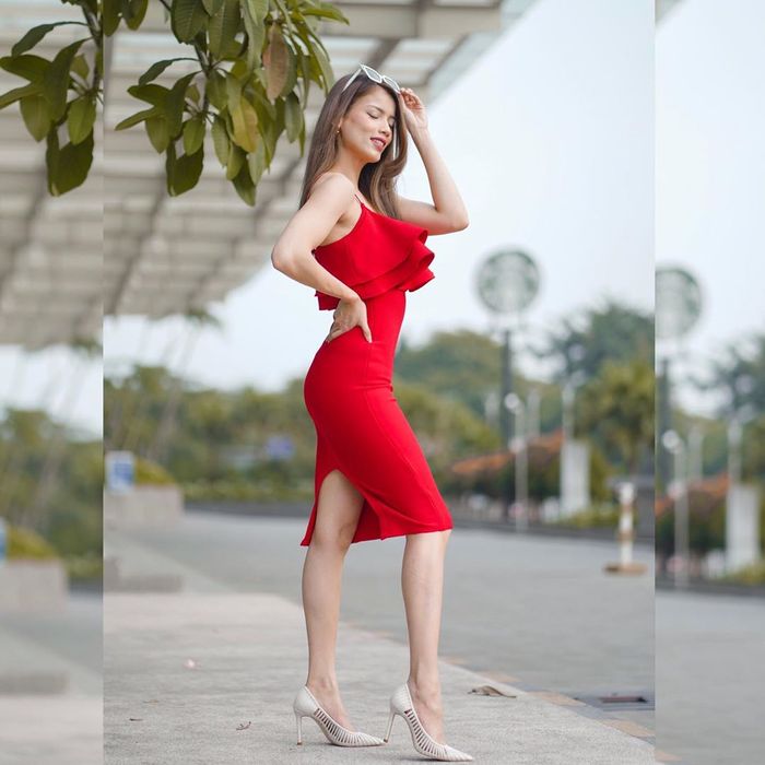 Tampilan Modis Sabrina Chairunnisa dengan Dress Merah yang Stunning