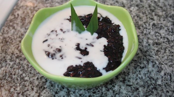 Bisa Bikin Kurus, Intip 4 Manfaat Makan Bubur Ketan Hitam