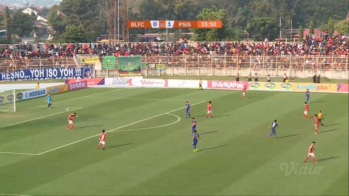 Suasana pertandingan Perseru Badak Lampung vs PSIS Semarang di Stadion Sumpah Pemuda, Rabu (26/6/2019).