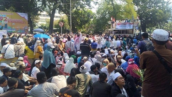 Aksi unjuk rasa jelang Putusan Perselisihan Hasil Pemilihan Umum (PHPU), di Jalan Medan Merdeka Barat, Gambir, Jakarta Pusat, Kamis (27/6/2019).