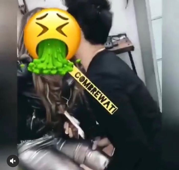 Galih Ginanjar mencium Barbie Kumalasari