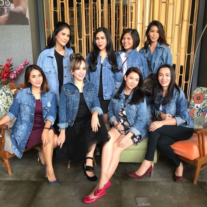 Dituding Gunakan Pelet Demi Harta, Begini Kabar Rumah Tangga Cut Memey Usai Dinikah Siri Bule Kanada