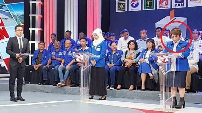 Joy Tobing saat debat dengan Desi Ratnasari