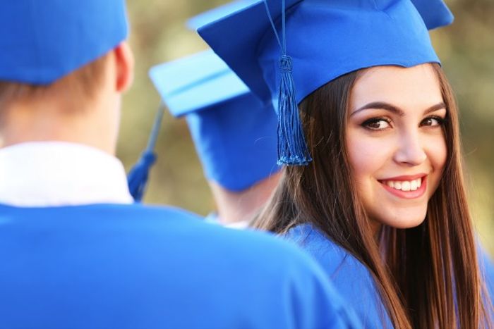 Ilustrasi sarjana
