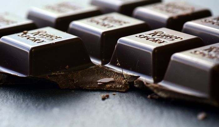 Buat Resep Kue Putri Salju Cokelat Berempah untuk Sajian Camilan di