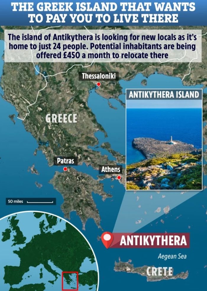 Saat ini hanya 24 orang yang tinggal di Pulau Antikythera