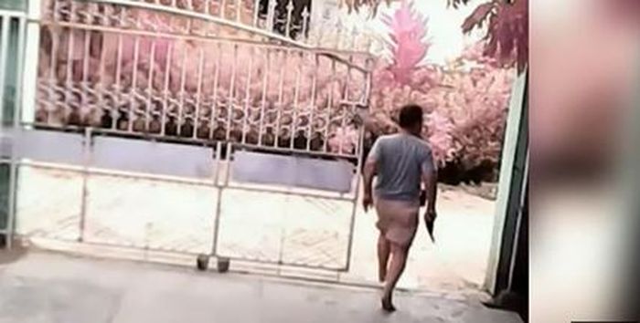Pemilik rumah yang ternyata anggota kepolisian Lampung Tengah