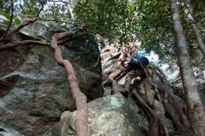 Batu langgar di gunung piramid
