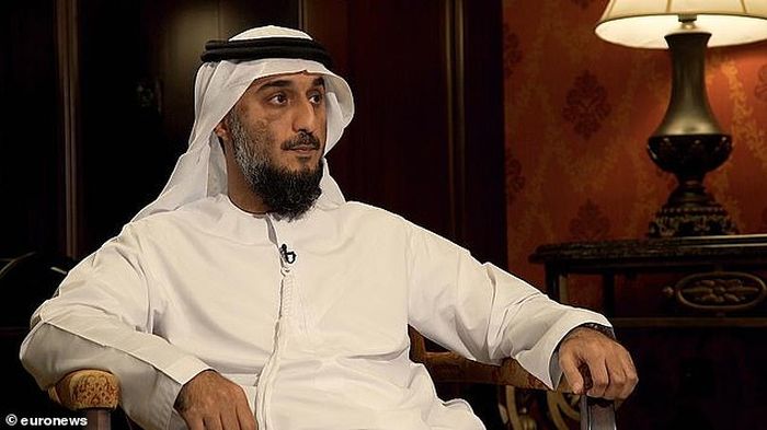 Abdulla Alshehi, seorang penemu dan pengusaha asal UAE yang ingin menarik gunung es dari Antartika ke negaranya.