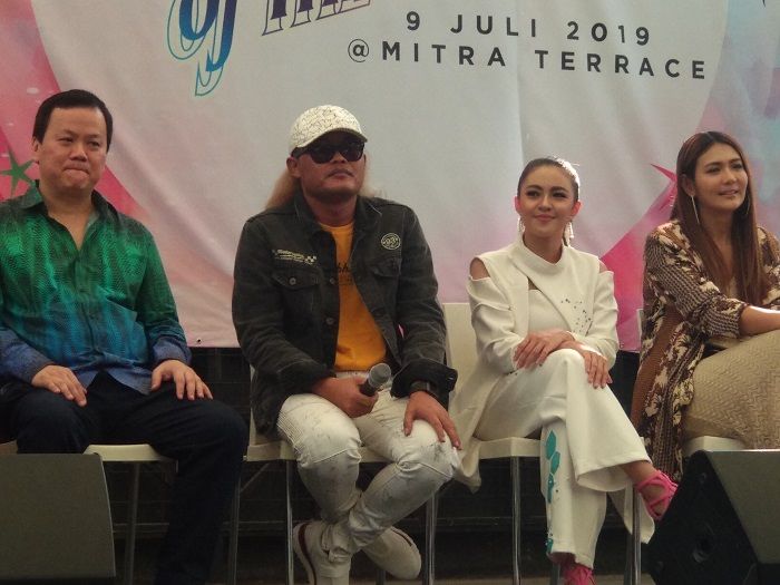 Sule dan Baby Shima saat dijumpai Grid.ID di kawasan Setiabudi, Jakarta Selatan, Selasa (9/7/2019).