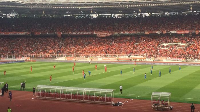 Laga Persija Jakarta Vs Persib Bandung pada pekan kedelapan Liga 1 2019 di Stadion Utama Gelora Bung Karno, Rabu (10/7/2019).