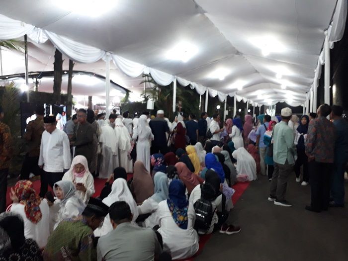 Suasana doa bersama mengenang 40 Hari Wafatnya Ani Yudhoyono di kediaman Susilo Bambang Yudhoyono, di Puri Cikeas, Jawa Barat.