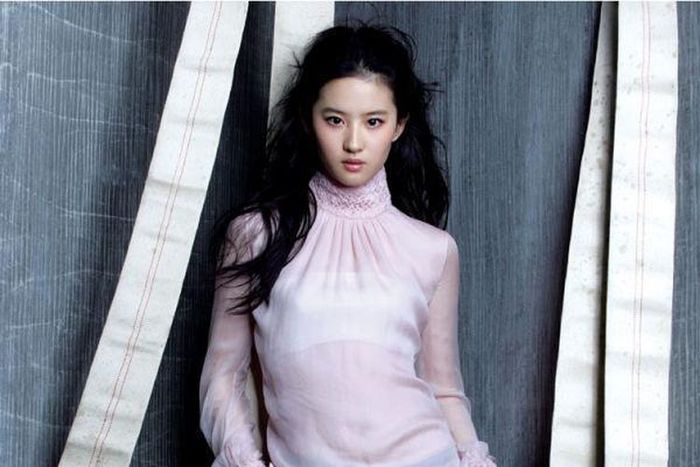 Yifei Liu Xnxx - Ternyata Model, Ini 10 Koleksi Foto Cantik Liu Yifei, Pemeran Mulan! -  Semua Halaman - Hai