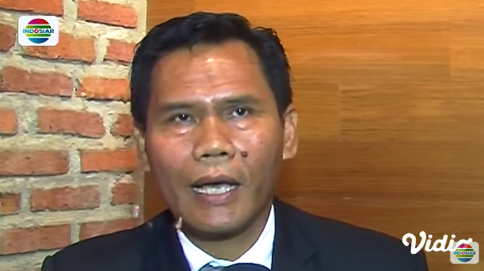 Pengacara Rihat Hutabarat bongkar isi chat Barbie Kumalasari dan Rey Utami. (YouTube/Indosiar)