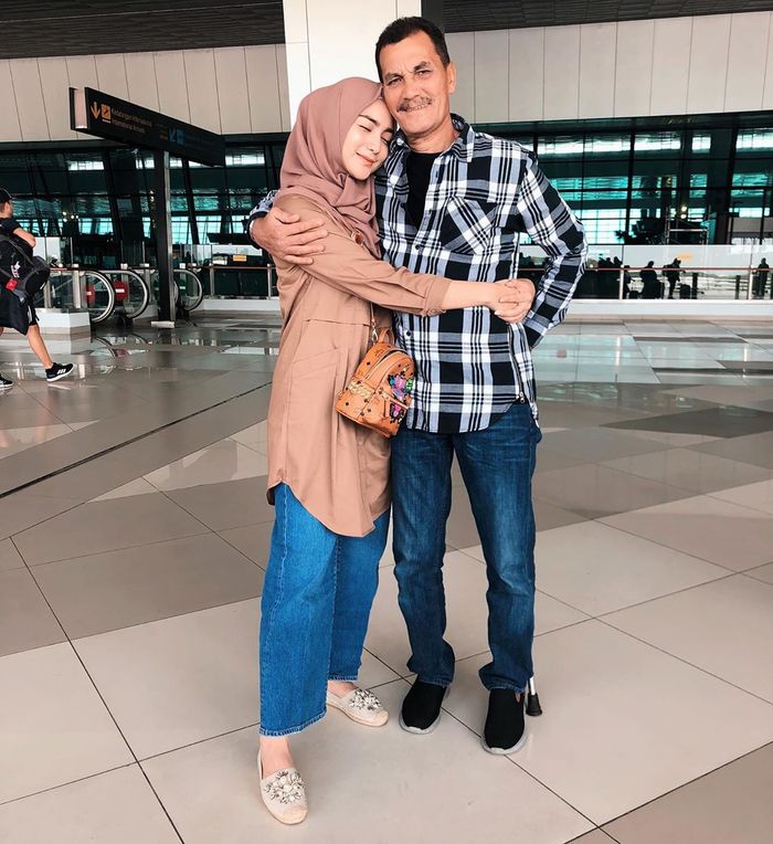 Citra Kirana kabarkan sang ayah terkena kanker