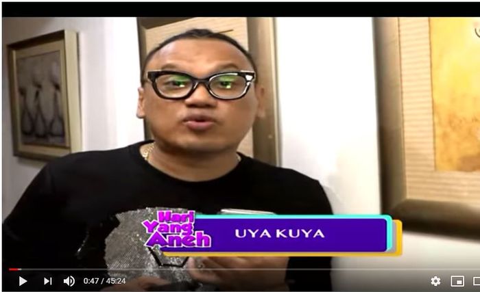 Prily Latuconsina | Hari Yang Aneh Eps 2