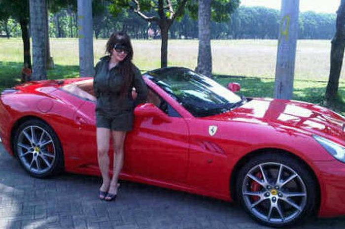 Malinda Dee alias Inong Malinda yang pernah menggegerkan publik pada 2012 lalu.